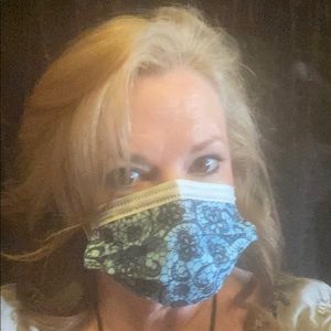 Meet your Posher, Robin